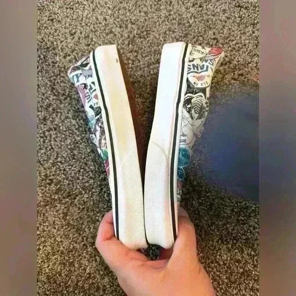 VANS, classic slip ons, graphic print, vans stickers, women’s size 5.5 - Picture 3 of 8